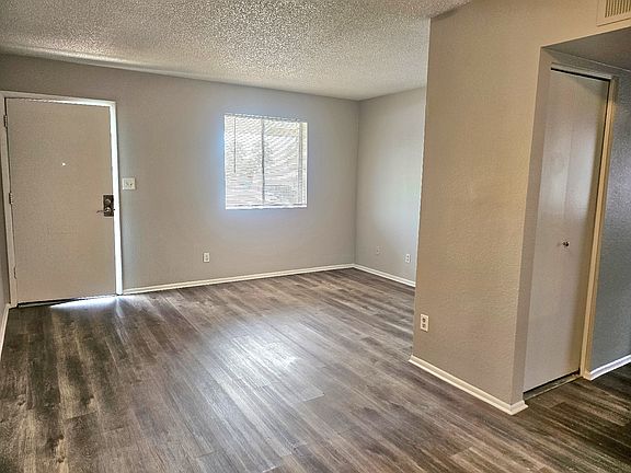 3rd image of 1725 W Vogel Ave APT 13
