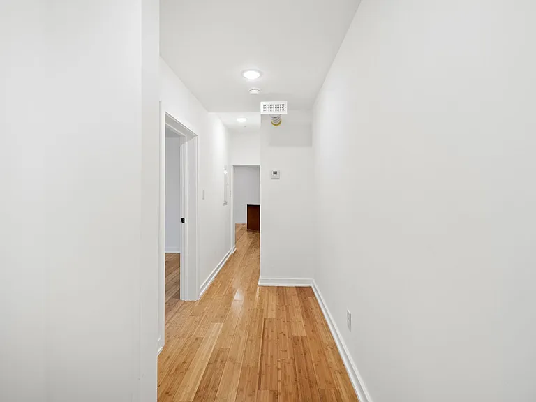 Welcome to Emerald Fox Lofts — Photo 9