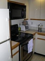 5th image of 2911 S Woodley St APT H