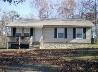 561 Trimmer Ln, Jamestown, TN 38556