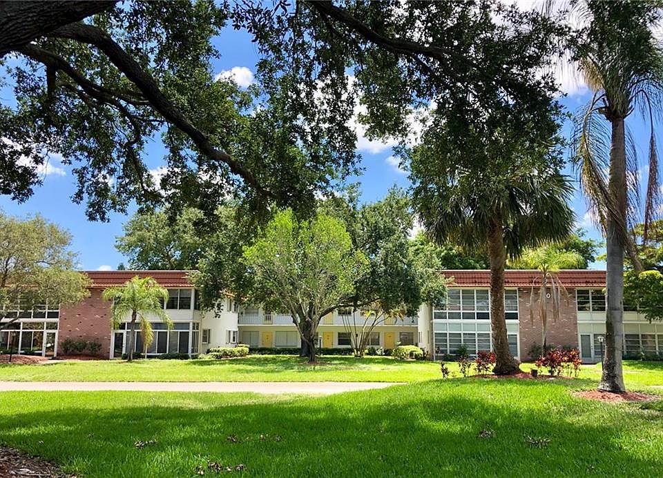 1st image of 1225 NW 21st St #10-1006