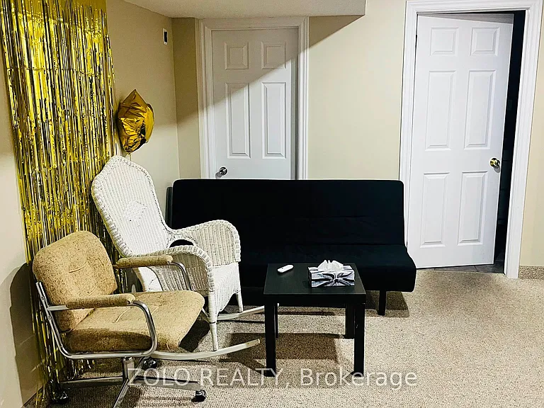 196 Appleblossom Dr — Photo 4