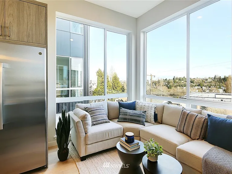 3104 SW Avalon Way — Photo 15