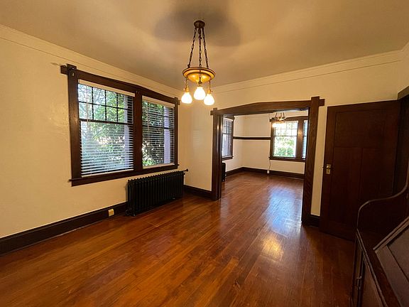 5th image of 914 S 5th St #5