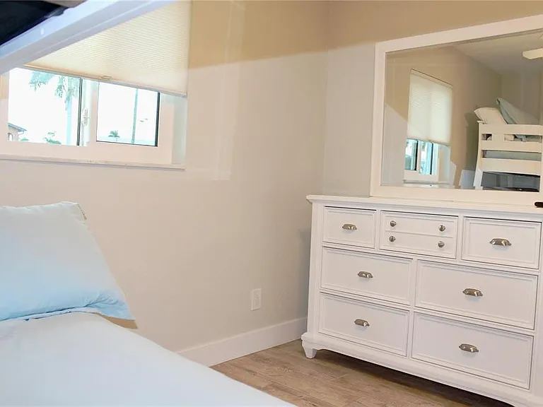 2744 Sanderling Ct — Photo 30