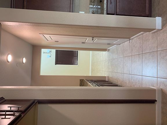 5th image of 649 Summerfield Dr