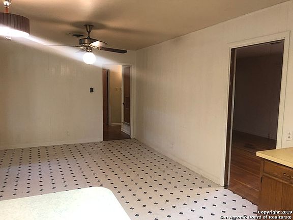 5th image of 4711 Dagmar Dr