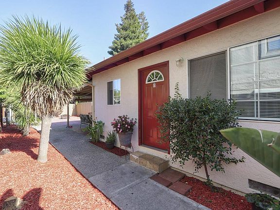 4th image of 426 N Bayview Ave