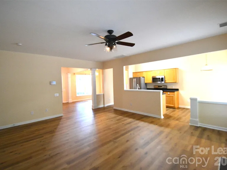 6820 Beverly Springs Dr — Photo 15