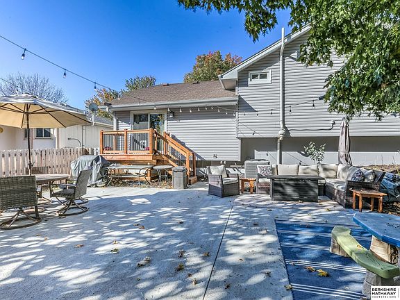 5th image of 2513 N 112th St