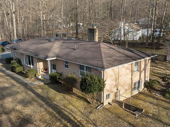 4th image of 14 Apple Jack Ln