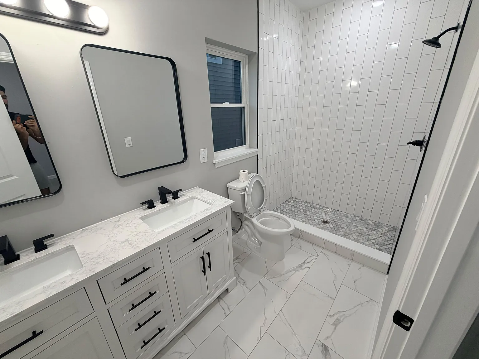 3 bed, $3,000 — Photo 4