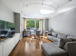 200 W End Ave APT 6M, New York, NY 10023