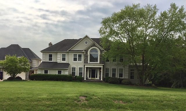 1st image of 15400 Kentwell Cir