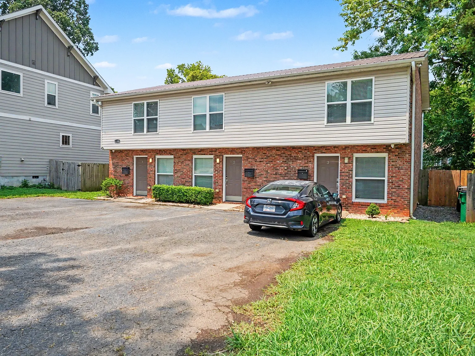 1800 Berryhill Road - Unit 2 — Photo 2