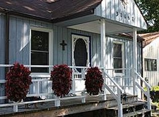 31167 County Line Rd, Dowagiac, MI 49047