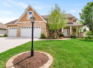 2455 Naples Dr, Valparaiso, IN 46383