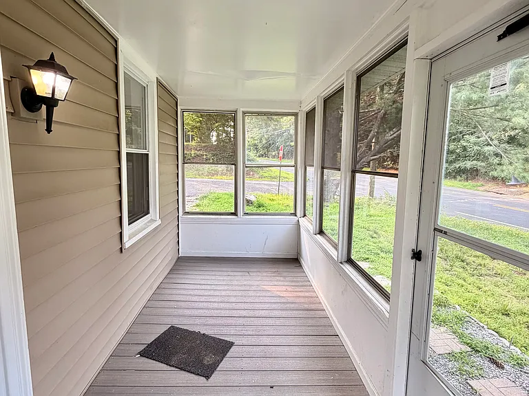 403 Mantua Blvd — Photo 14
