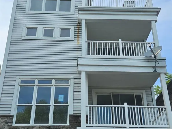 2174 Riverside Dr, Cincinnati, OH 45202