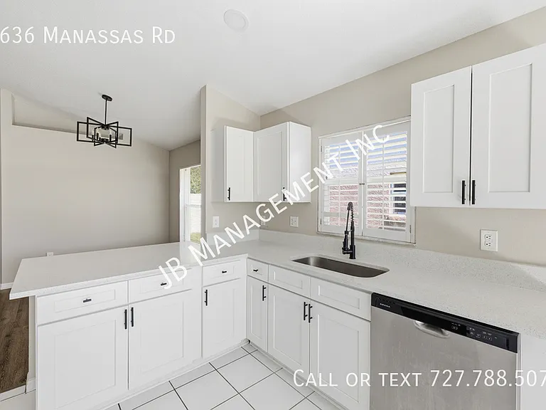 8636 Manassas Rd — Photo 10