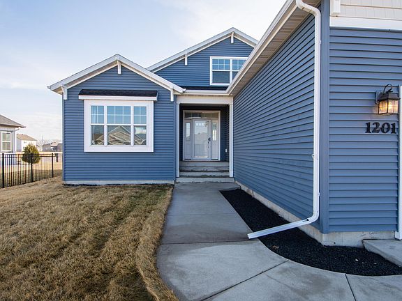 3rd image of 1201 W Summerwood Trl