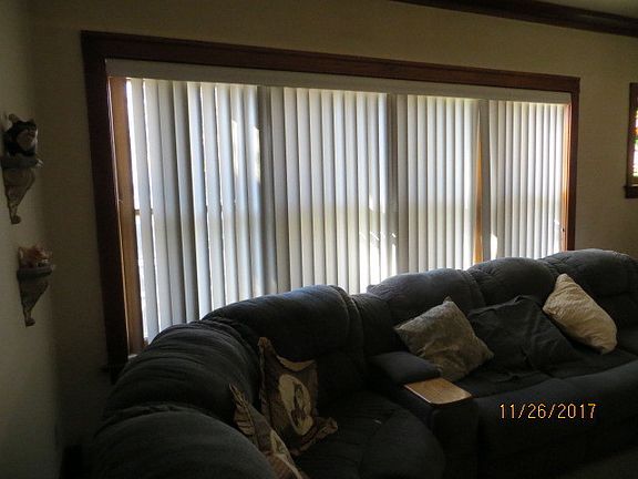 5th image of 2613 S Lombard Ave