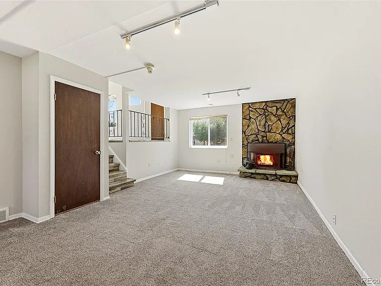 9547 W Kentucky Dr — Photo 23