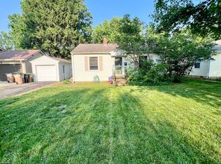 3321 Sycamore Dr, Columbus, IN 47203