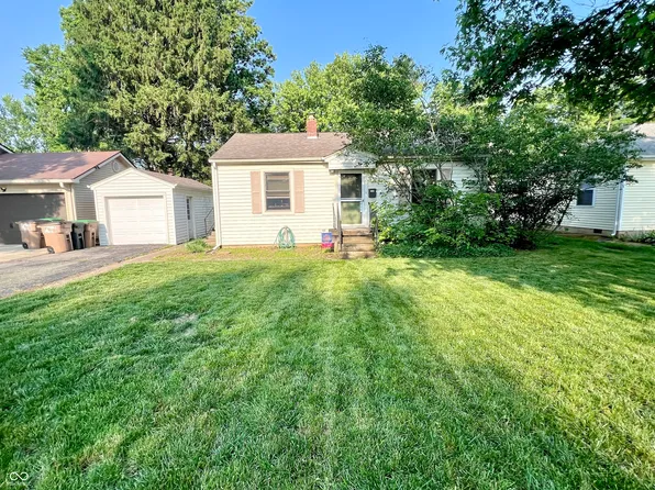 3321 Sycamore Dr, Columbus, IN 47203