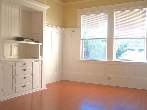 3rd image of 2418 Clement St