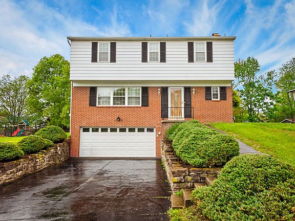 2nd image of 8684 E Barkhurst Dr