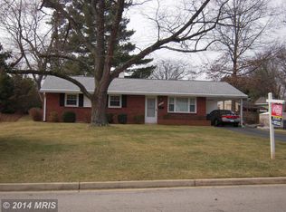6008 Leewood Dr, Alexandria, VA 22310