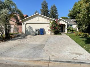 5204 E Lamona Ave, Fresno, CA 93727