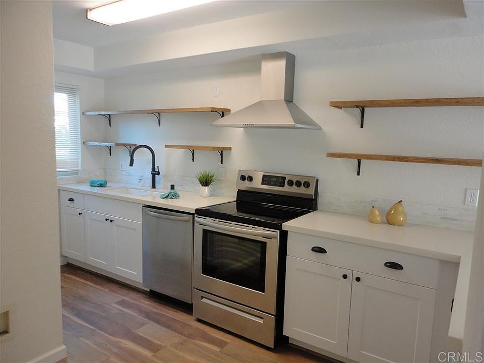 1st image of 535 Beverly Pl
