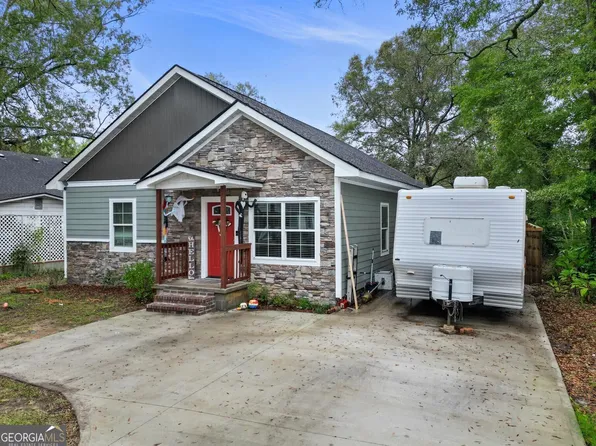 2417 34th St, Valley, AL 36854