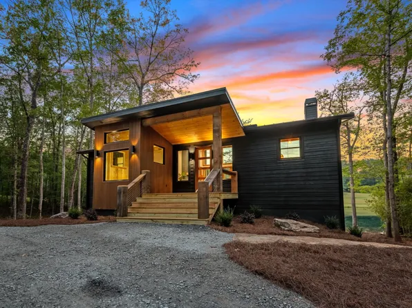 120 Lees Ride, McCaysville, GA 30555