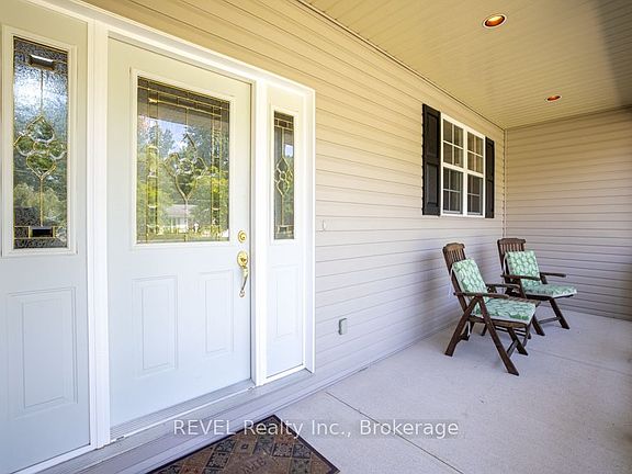 4th image of 3305 Hyman Ave