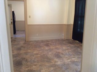 425 E 9th St, Newton, KS 67114