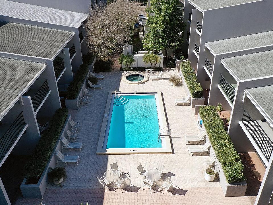 1st image of 301 2nd St N APT 9