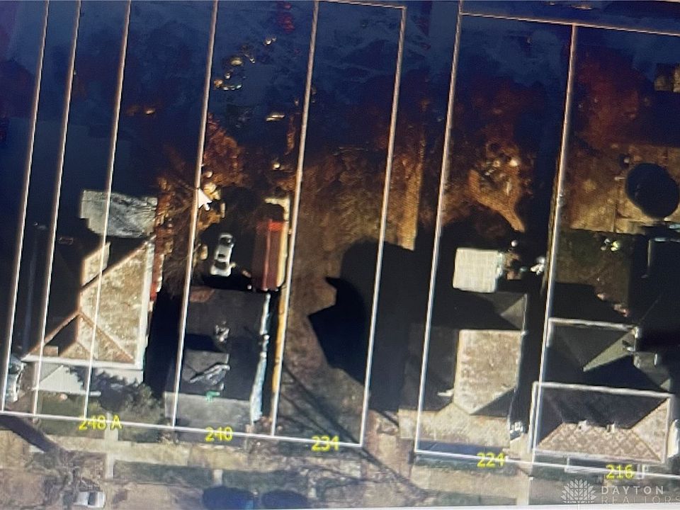 2nd image of 234 W Washington St