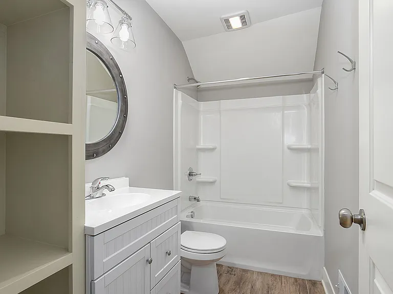 261 Eastern Ave SE #2 — Photo 10