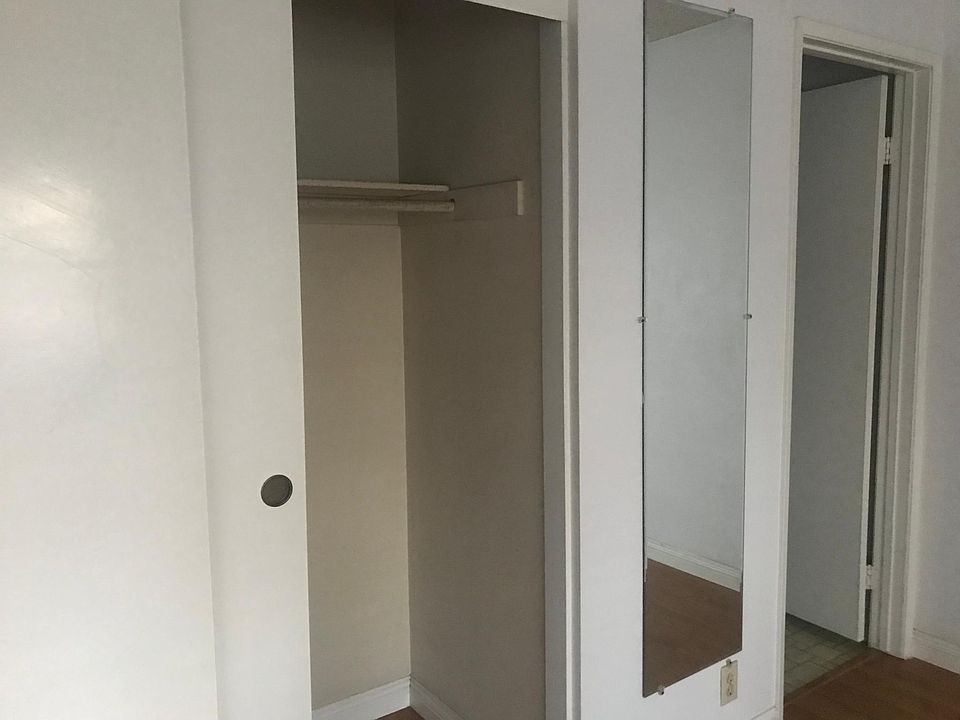 1st image of 901 Golden Springs Dr Unit B2