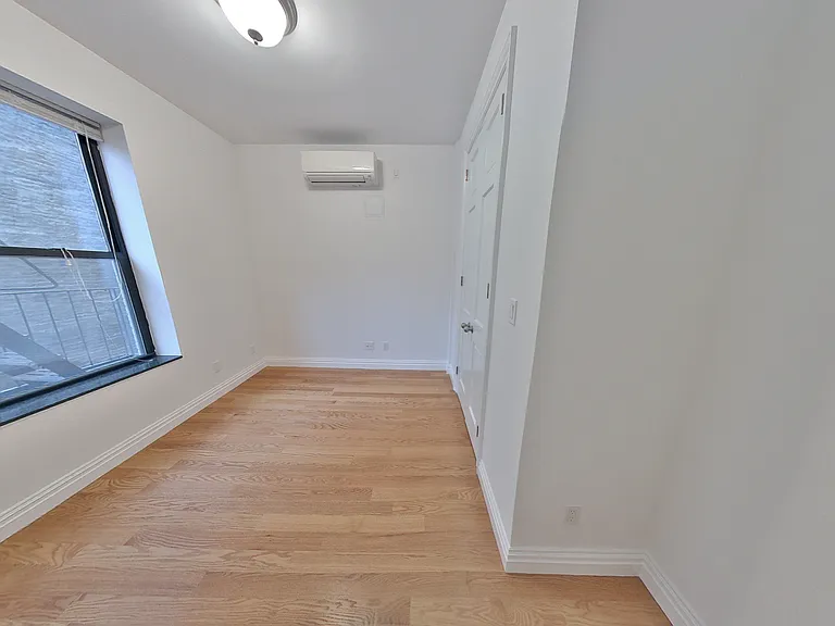 749 9th Ave #206 — Photo 5