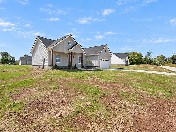 3rd image of 2864 Smoot Rd