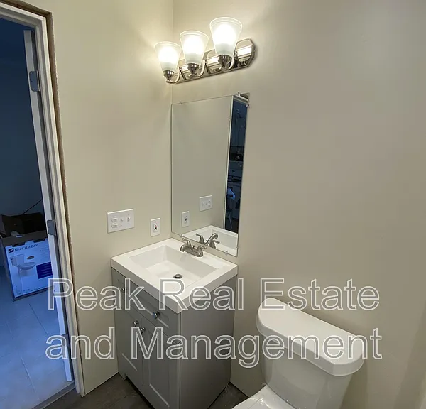 316 Maplelawn St SE — Photo 6