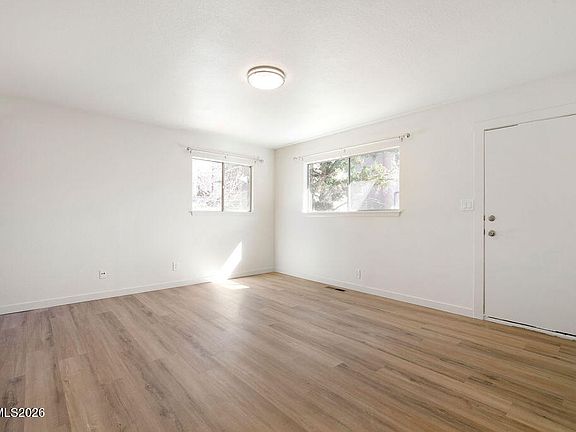 5th image of 1081 Brinkby Ave