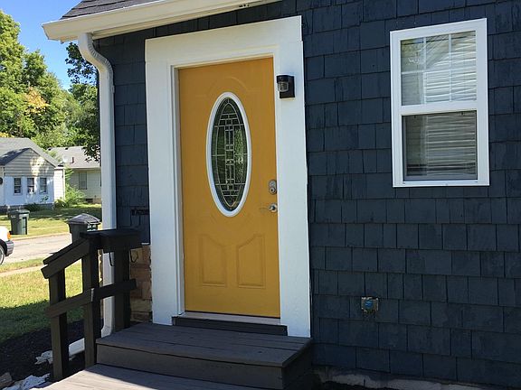2nd image of 1418 Miner St