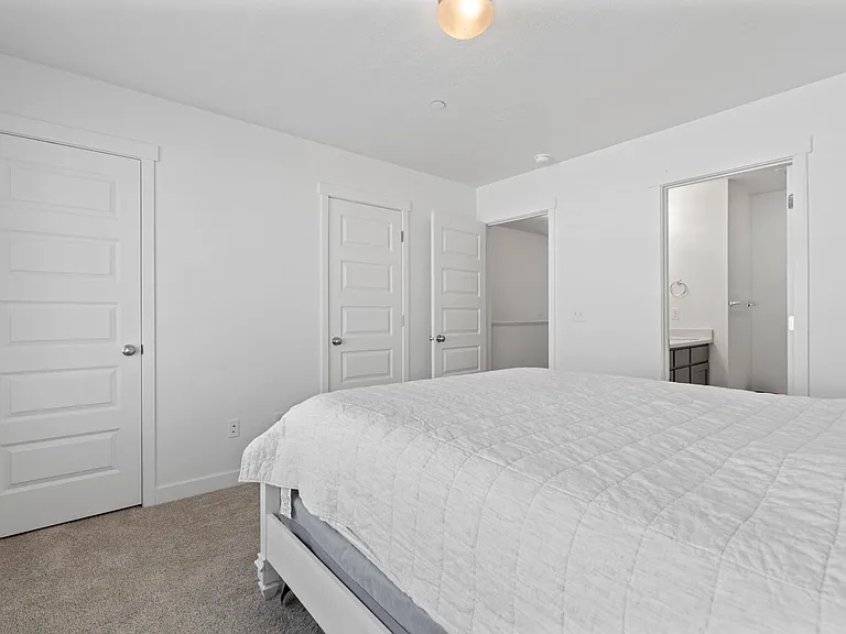 1146 S Redwood Rd #H-801 — Photo 15