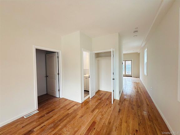 5th image of 3167 Ampere Avenue #A