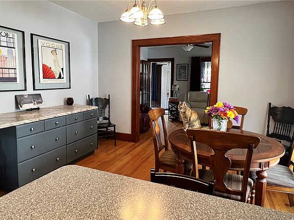 5th image of 2623 Oakwood St